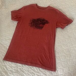 RVCA raven/crow red graphic short sleeve shirt